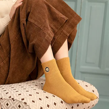 1 Чифт женски памучни чорапи с кучешки бродерия Карикатура Сладък Чист Цвят Чорапи Дишащи Пролет Harajuku Ежедневни Забавни чорапи