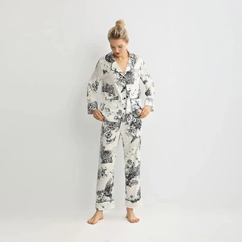 2021 Пролет Есен Коприна сатен пижама с флорални принтом Комплект свободна луксозни пижами за почивка за жени Пижами Femme 2 бр. с дължина